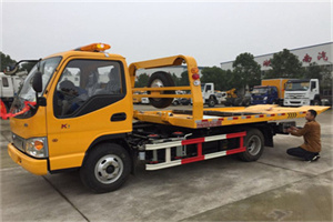 横沙乡哪里有拖车服务